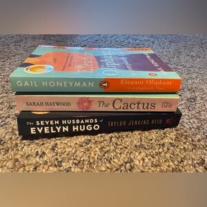 Book Lot! 7 Husbands of Evelyn Hugo, The Cactus & Eleanor Oliphant is Fine